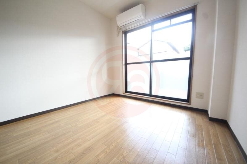 物件内観写真6　(使いやすい居間です)