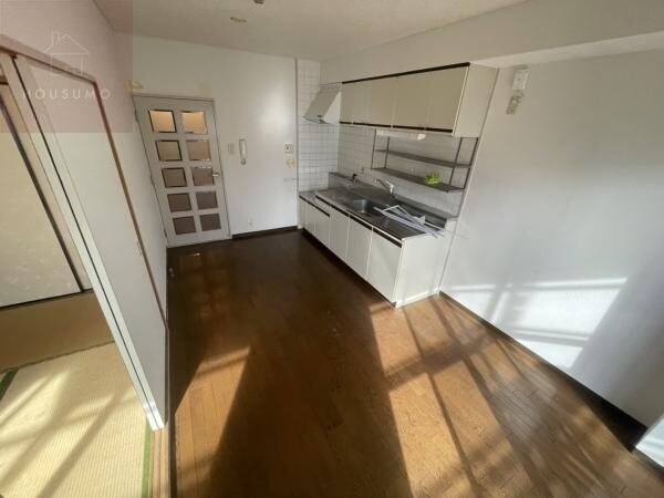 物件内観写真16　(使いやすいリビングです)