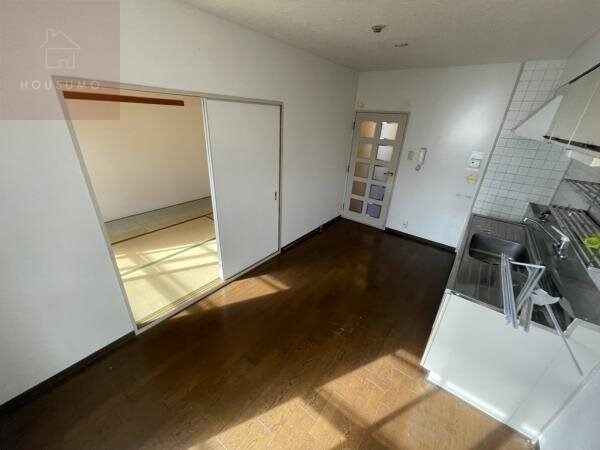 居室(ゆったり過ごせるリビングです)