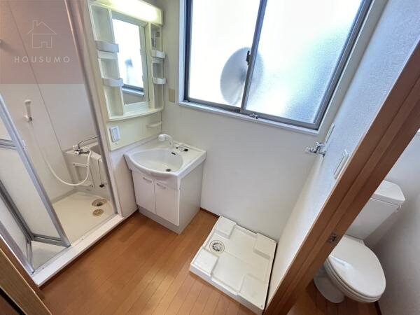 物件内観写真12　(スペースが確保できる洗面所です)