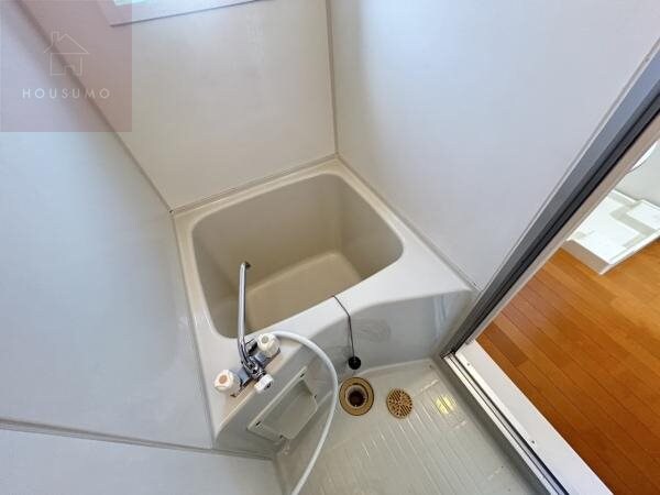 物件内観写真18　(コンパクトで使いやすいお風呂です)