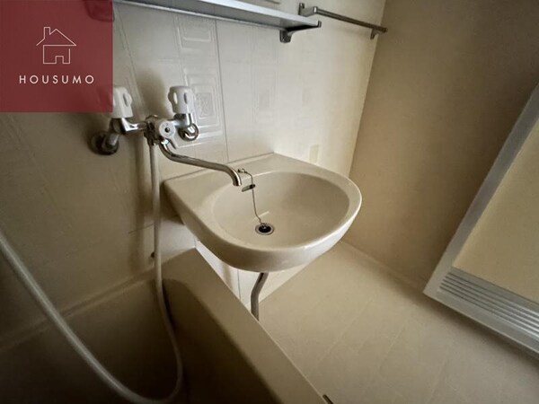 洗面・脱衣所(スペースが確保できる洗面所です)