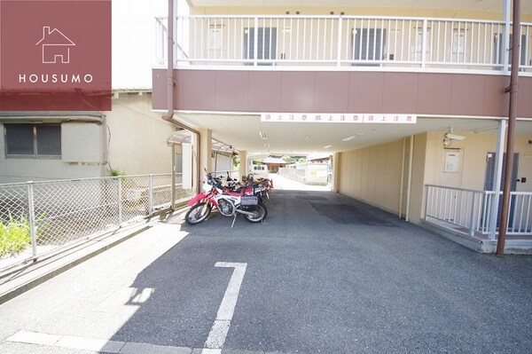 駐車場(駐車場があります)
