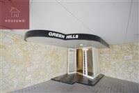 物件外観写真3　(落ち着いたエントランスです)