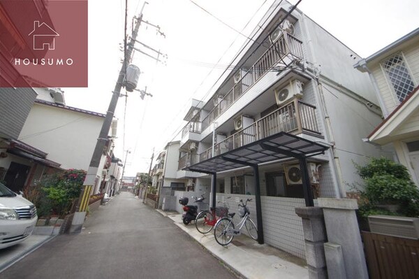 外観(落ち着いた雰囲気の外観です)