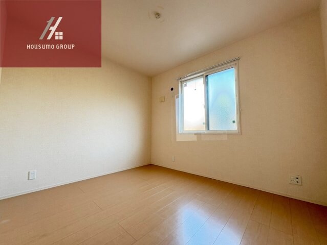 物件内観写真7　(内装は落ち着いています)