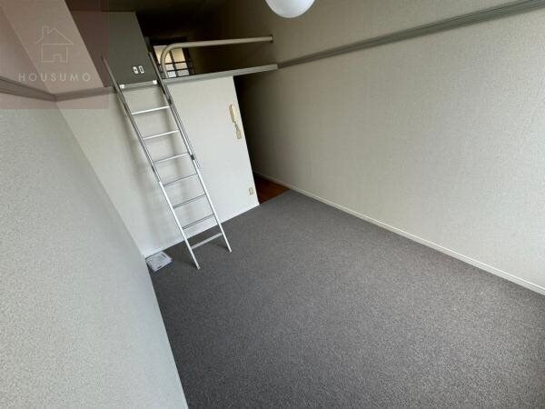 物件内観写真23　(ゆったりした洋室です)