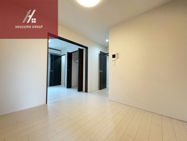 物件内観写真12　(ゆったりした洋室です)