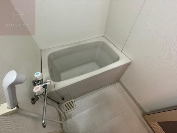 浴室(日々の暮らしに欠かせないお風呂です)