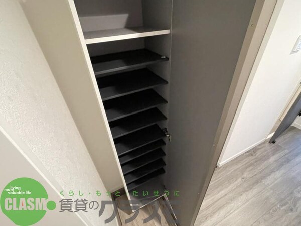 収納(たっぷりとした収納スペースです)