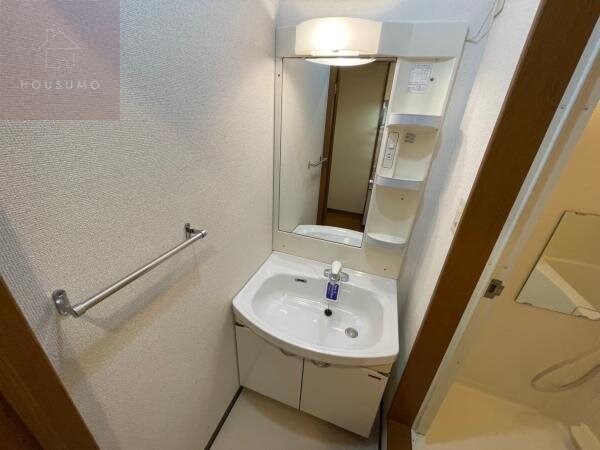 独立洗面台(独立洗面化粧台が付いています)