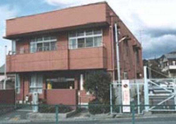 周辺環境(東大阪市立図書館石切分室 642m)