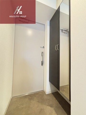 物件内観写真18　(落ち着いた玄関です)