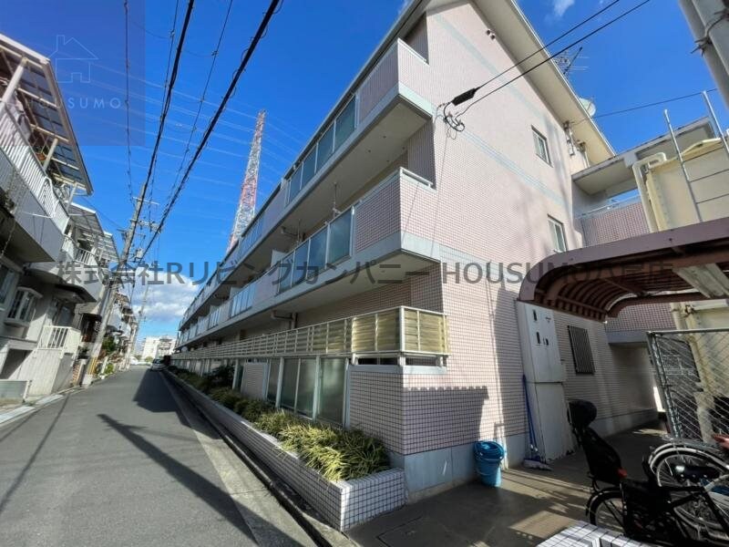 物件外観写真4　(きれいな外観です)