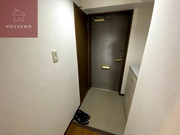 玄関(シンプルで使いやすい玄関です)