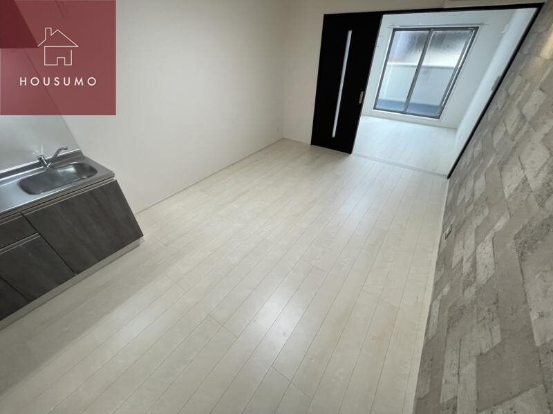 物件内観写真4　(ゆったり過ごせるリビングです)