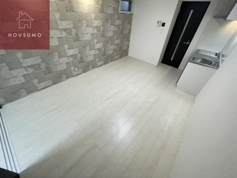 物件内観写真28　(おしゃれな居間です)