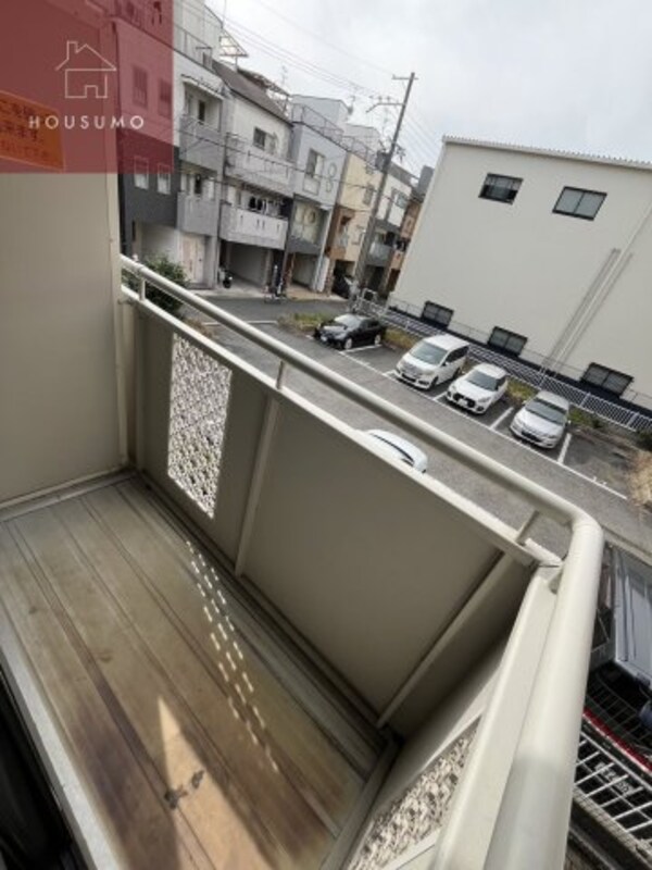 バルコニー(落ち着いた時間を過ごせるバルコニーです)
