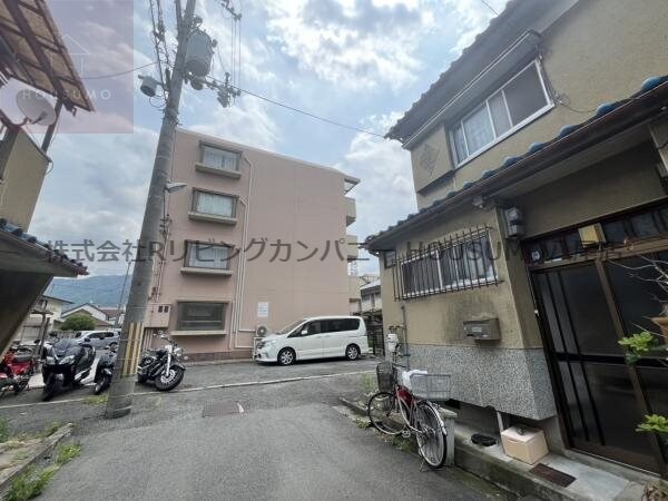 物件外観写真3　(周辺です)