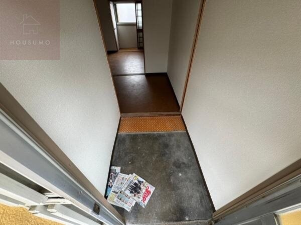 物件内観写真9　(きれいな玄関です)