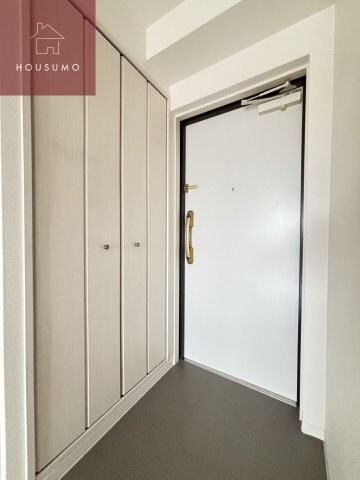 物件内観写真9　(玄関です)