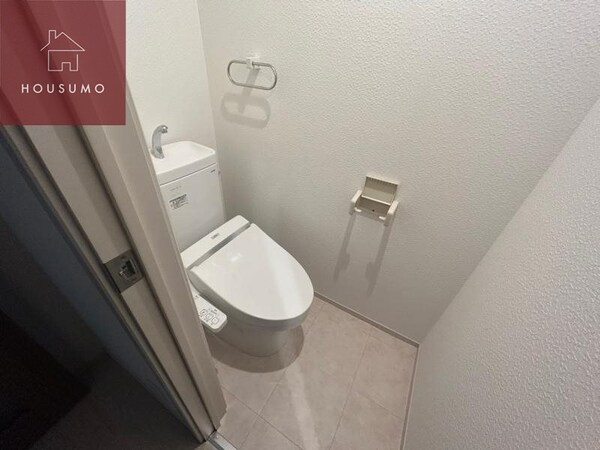 トイレ(シンプルで使いやすいトイレです)