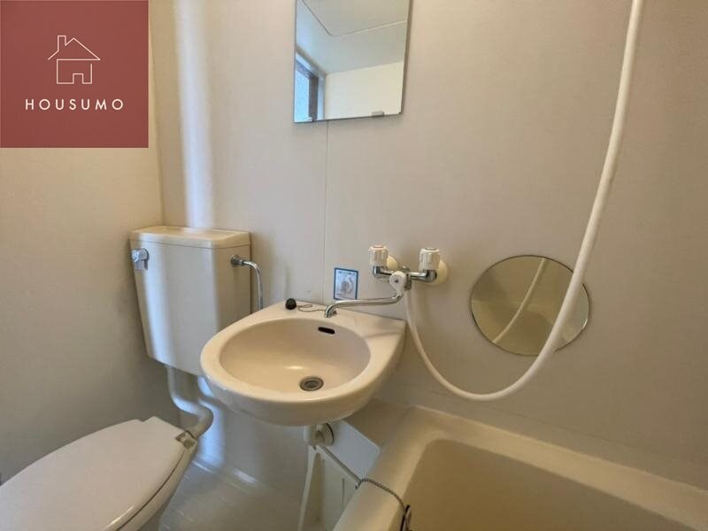 物件内観写真19　(独立洗面化粧台が付いています)