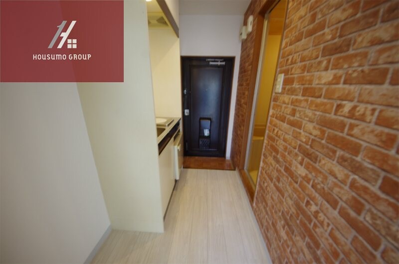 物件内観写真19　(シンプルで使いやすい玄関です)