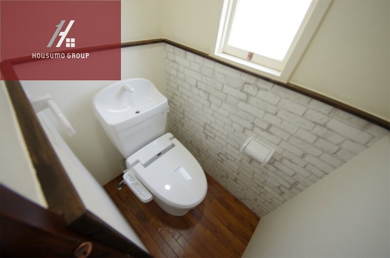 物件内観写真8　(シンプルで使いやすい玄関です)