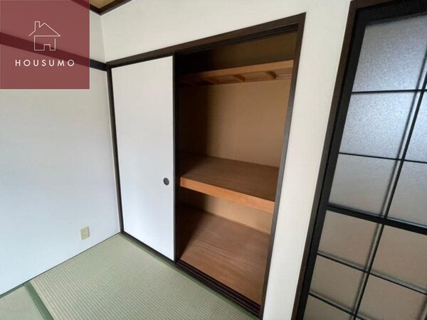玄関(落ち着いた玄関です)