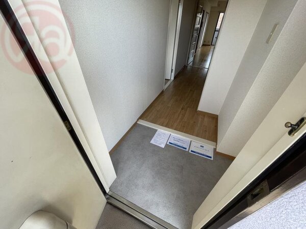 玄関(きれいな玄関です)