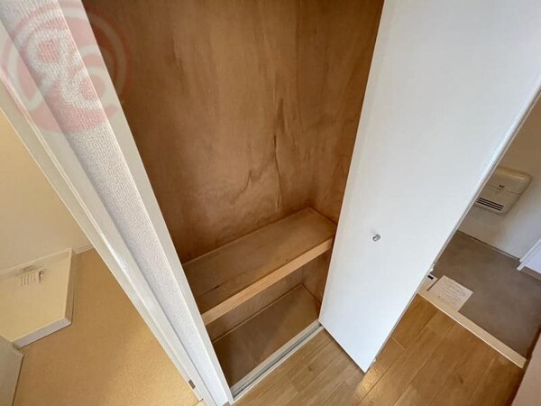 収納(こまごまとしたものを収納できそうですね)