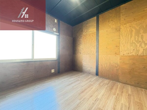 内装他(おしゃれな内装です)