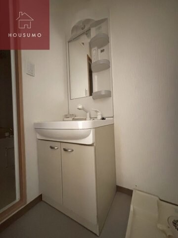 物件内観写真19　(独立洗面台です)