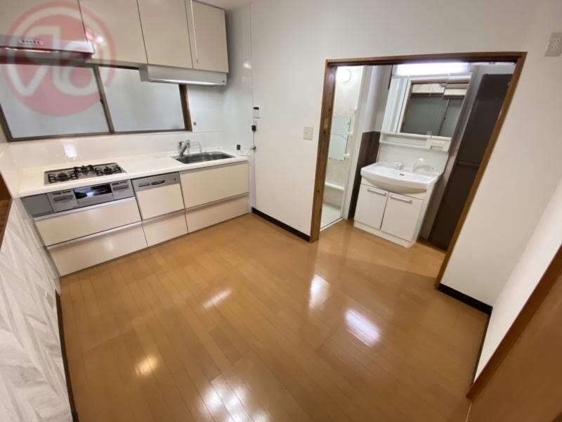 物件内観写真6　(おしゃれなリビングです)