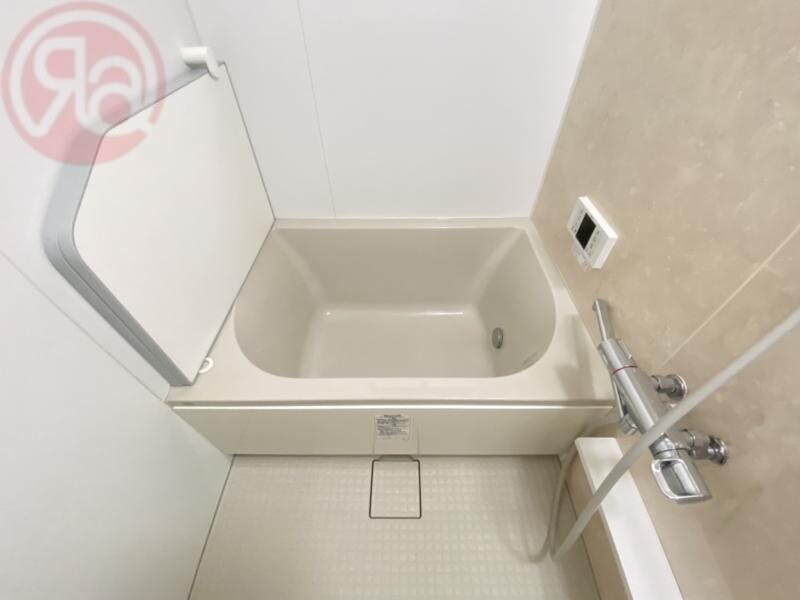 物件内観写真19　(日々の疲れを癒すお風呂付です)