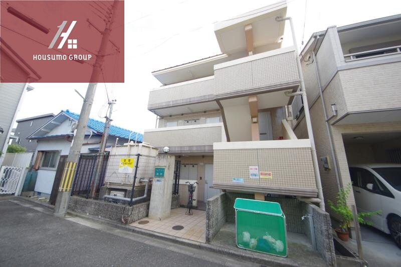 物件外観写真1　(外観も気になるポイント)