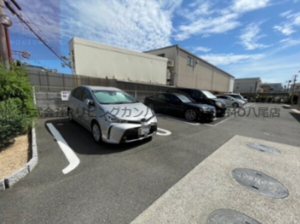 駐車場(駐車スペースもあります)