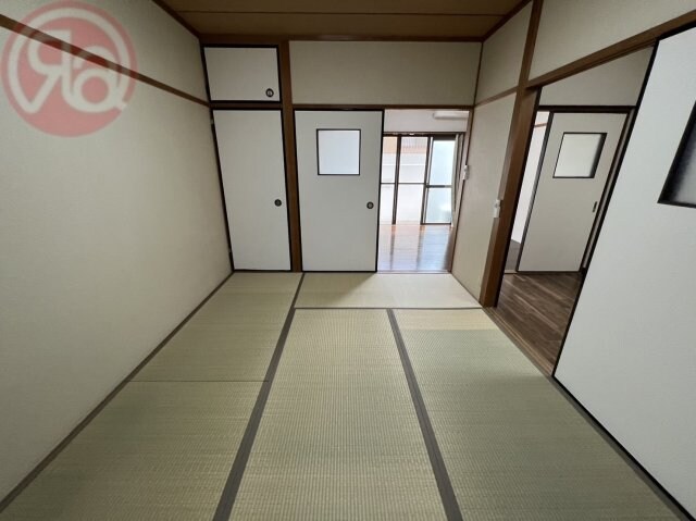 物件内観写真24　(い草の香りが落ち着く素敵な和室です)