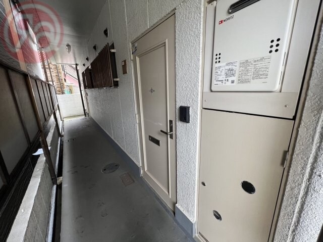 物件内観写真29　(ゆったりとした玄関です)