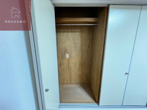 収納(便利な収納スペースです)