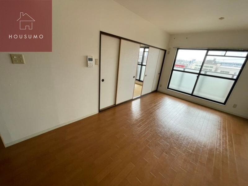 物件内観写真5　(使いやすいリビングです)