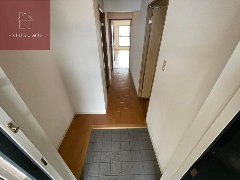 物件内観写真10　(玄関です)