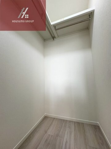 物件内観写真15　(便利な収納スペースです)