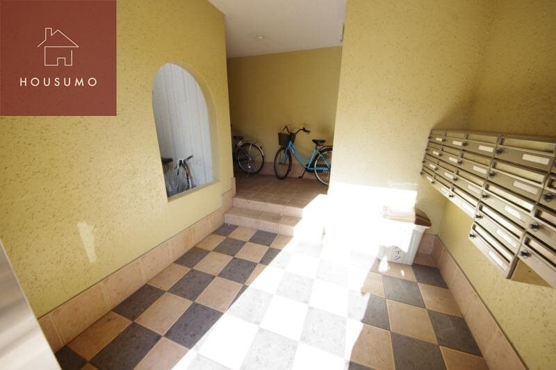 物件外観写真2　(ロビーです)