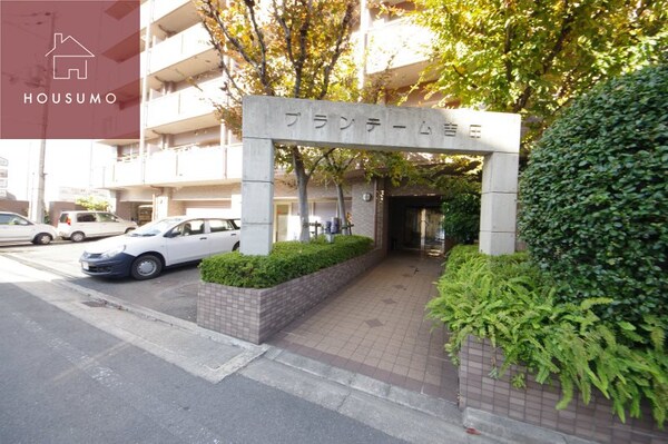エントランス(建物の内部です)