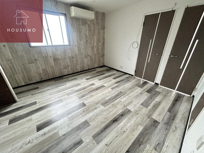 物件内観写真4　(使いやすい居間です)