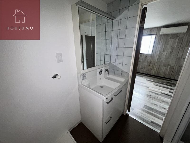 物件内観写真19　(独立洗面化粧台付き)