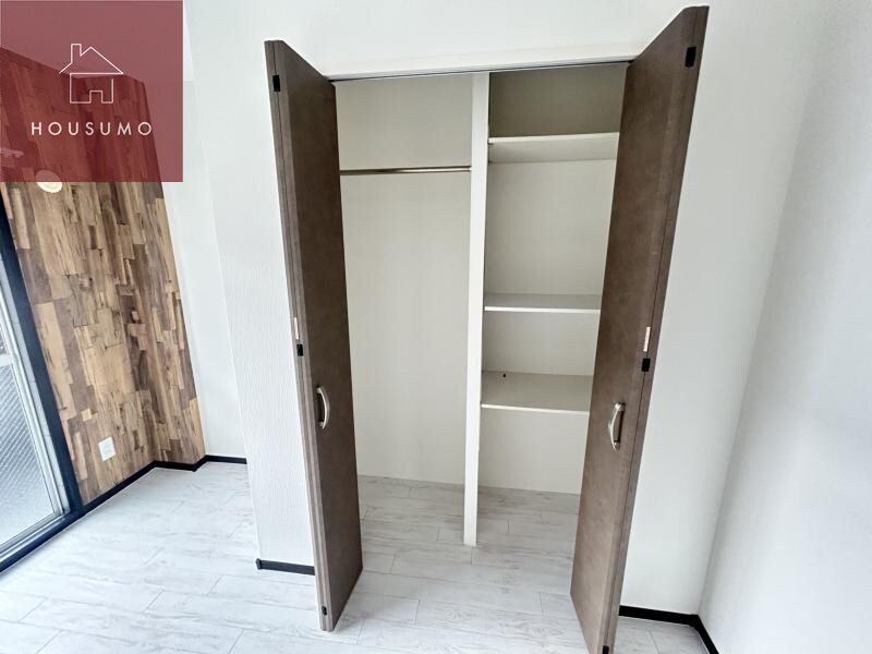 物件内観写真24　(収納豊富です)