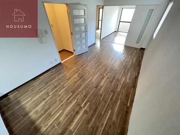 居室(ゆったり過ごせるリビングです)